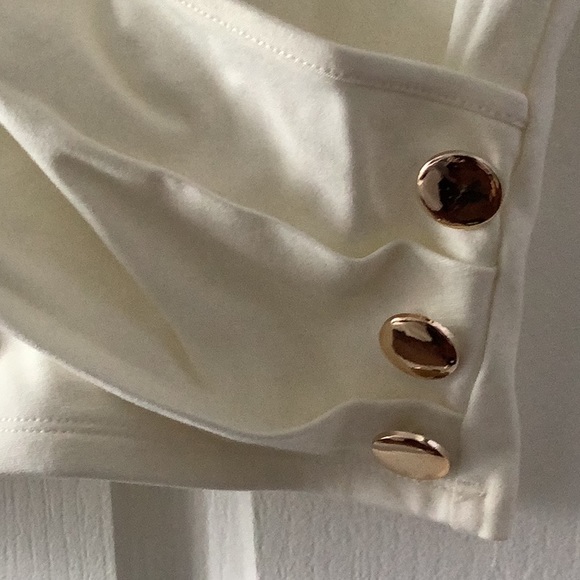 Cute cream crop - Picture 4 of 4